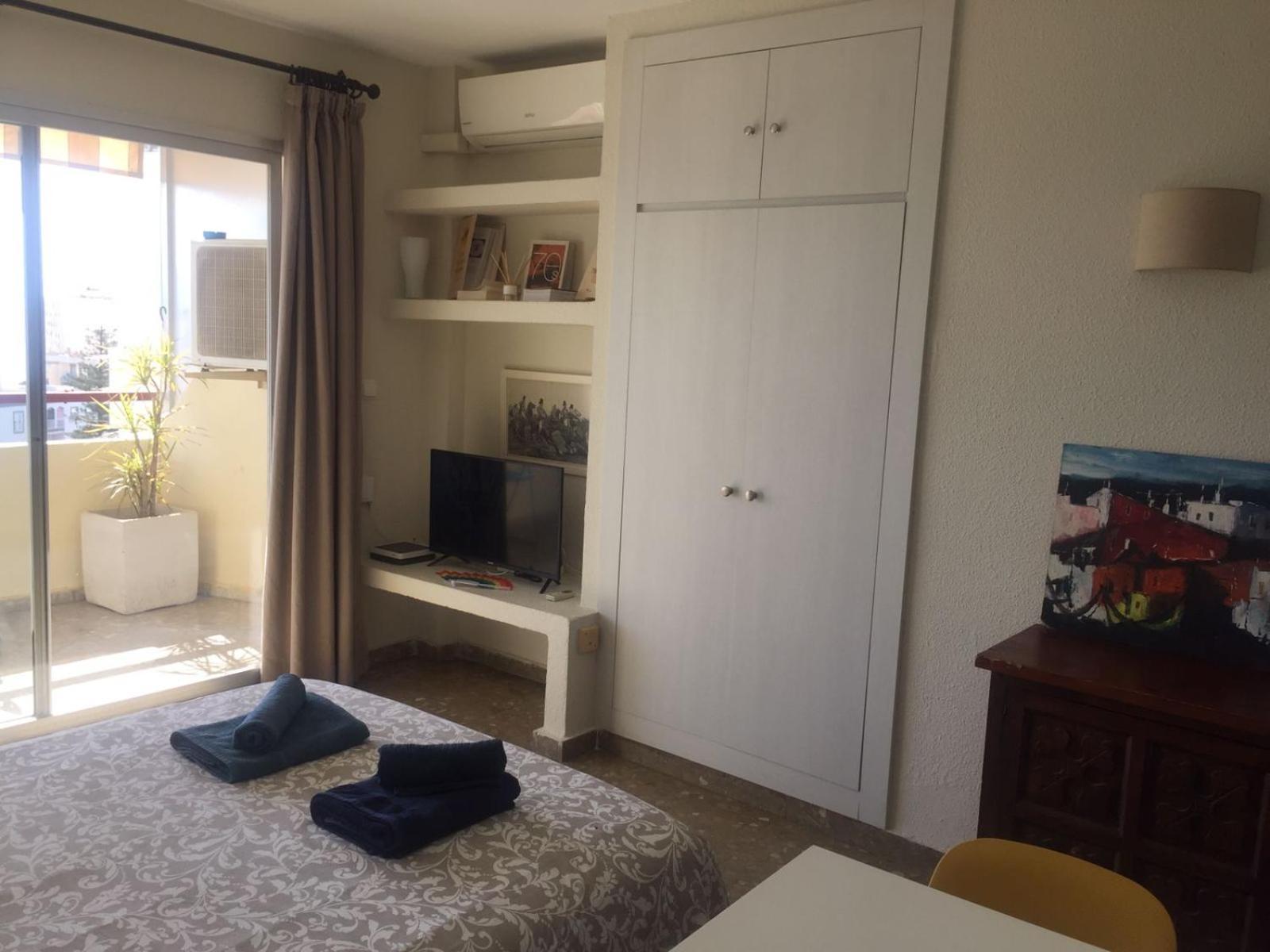 Apartamento En El Centro De Торремолінос Екстер'єр фото