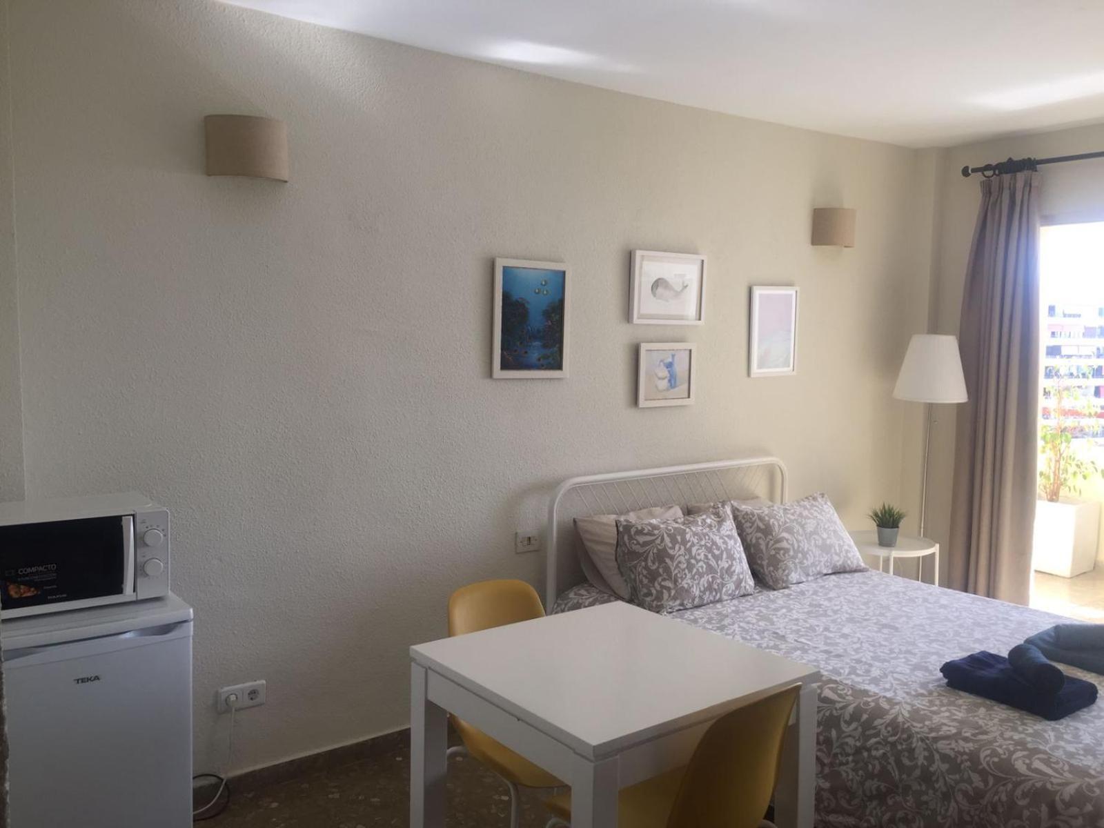 Apartamento En El Centro De Торремолінос Екстер'єр фото